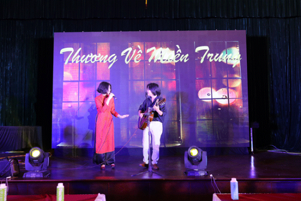 BJ888 COM - Đêm nhạc gây quỹ “THƯƠNG VỀ MIỀN TRUNG” 1