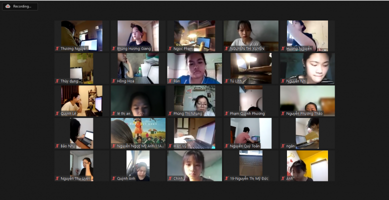 Thi thử và livestream chữa đề thi thử môn BJ38 Trang Đăng Nhập khối D4 1