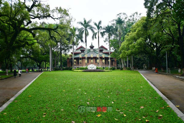 Cơ sở vật chất trường Đại học Trung Sơn