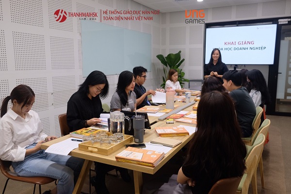 Khai giảng lớp BJ38 Trang Đăng Nhập doanh nghiệp cho VNGGames 3