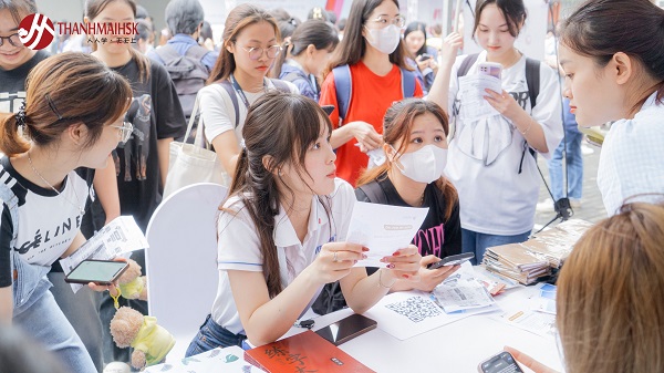 BJ888 COM tham dự Career 2024 tại ĐH Phenikaa 2