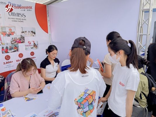 Link Trực Tiếp Đá Gà Full HD BJ88.Com BJ888 COM & Hội chợ hướng nghiệp và việc làm TMU 2024 6