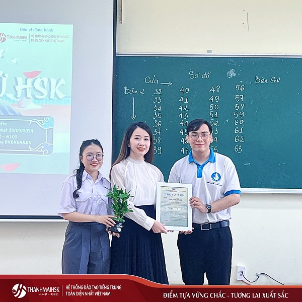 BJ888 COM cùng sinh viên USSH tạo nên kỳ thi thử Đá gà Bj88 đăng nhập thành công 4