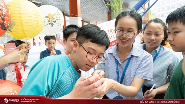 BJ888 COM tham gia "Ngày hội văn hóa quốc tế" vừa diễn ra tại Edison Schools 7