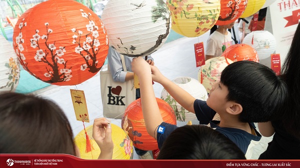 BJ888 COM tham gia "Ngày hội văn hóa quốc tế" vừa diễn ra tại Edison Schools 8